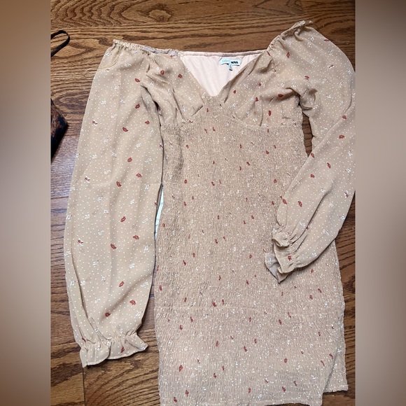 3 Dresses !! PLT + Fashion Nova - Picture 11 of 16